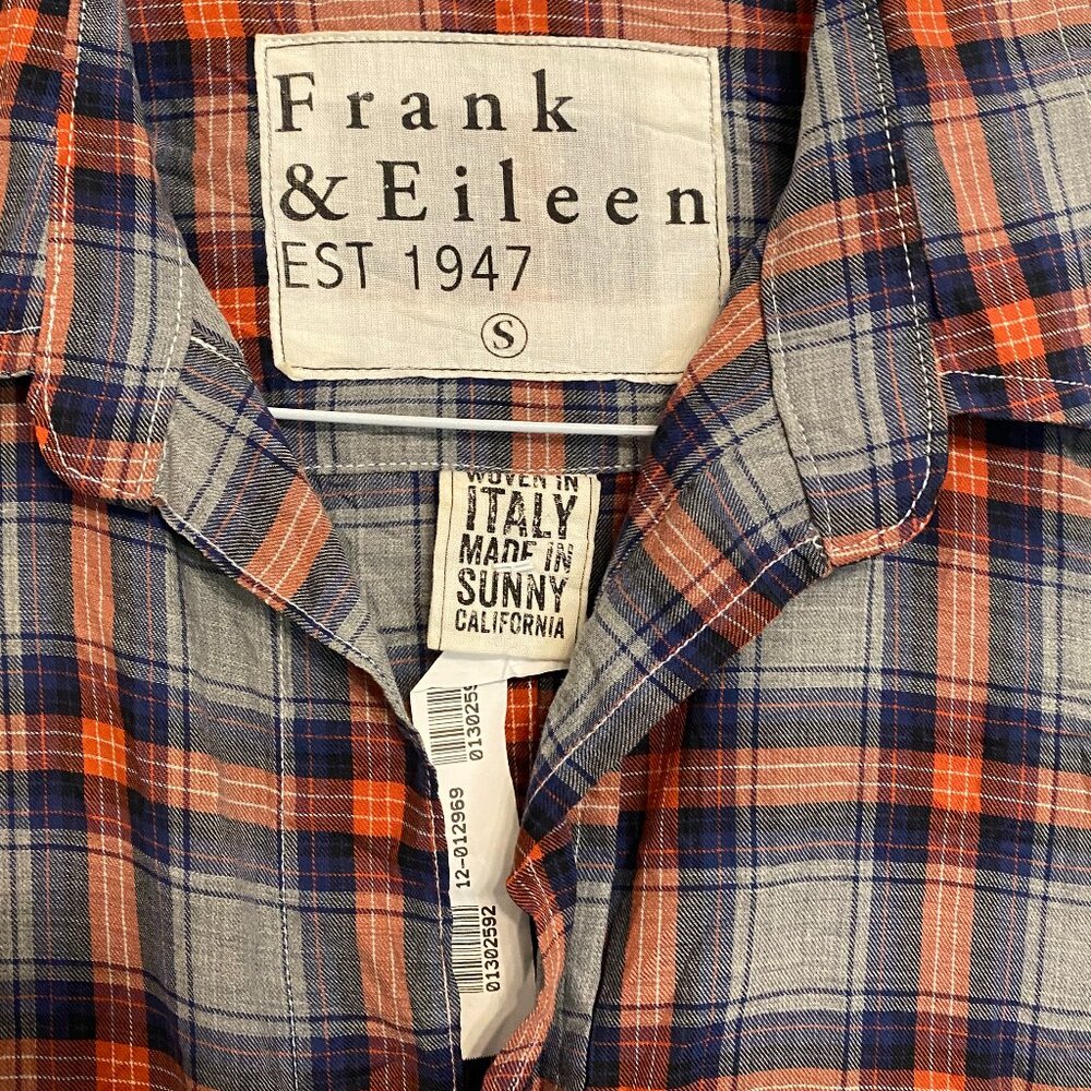 Frank & Eileen Barry Plaid Crinkle Shirt | Size Small - Picture 2 of 4